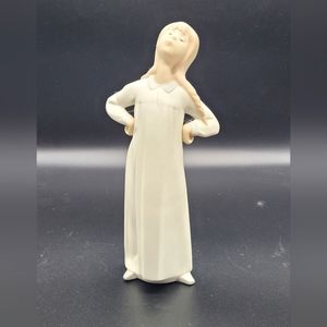 Lladro Skeptical Young Girl In Night Gown Bisque Matte Finish